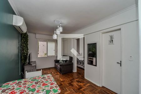Sala de apartamento à venda com 1 quarto, 40m² em Jardim Lindóia, Porto Alegre