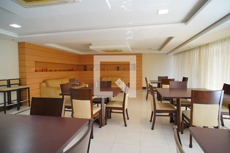 Apartamento para alugar com 200m², 2 quartos e 2 vagasÁrea comum - Salão de festas