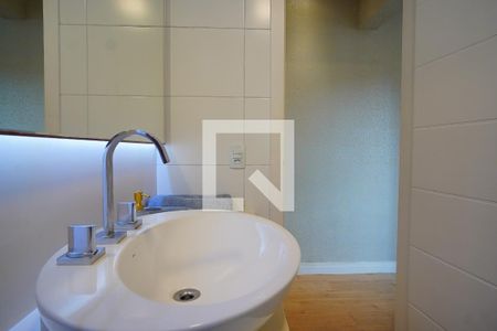 Apartamento para alugar com 200m², 2 quartos e 2 vagasBanheiro da Suíte 2