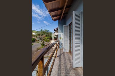 Varanda de casa à venda com 5 quartos, 396m² em Partenon, Porto Alegre
