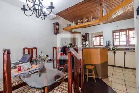 Sala de casa à venda com 5 quartos, 396m² em Partenon, Porto Alegre