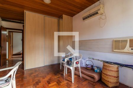 Casa à venda com 396m², 5 quartos e 4 vagasQuarto 2