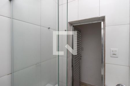 Banheiro de casa para alugar com 1 quarto, 45m² em Jardim Brasil (zona Norte), São Paulo