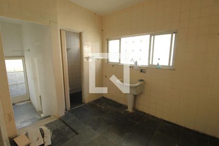 Casa para alugar com 94m², 3 quartos e 1 vagaÁrea de Serviço