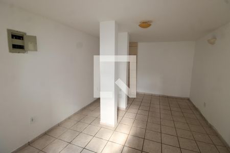 Sala de casa para alugar com 3 quartos, 94m² em Vila Valqueire, Rio de Janeiro