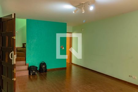 Casa para alugar com 3 quartos, 200m² em Vila Santa Catarina, São Paulo