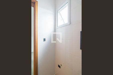 Banheiro da Suite de apartamento para alugar com 2 quartos, 44m² em Jardim Alvorada, Santo André