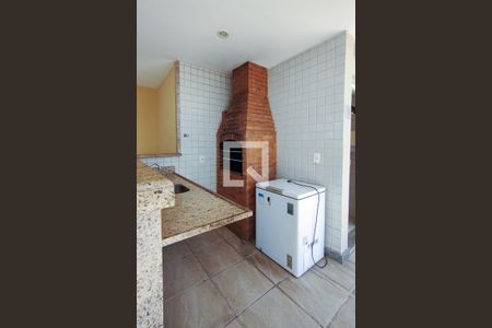 Apartamento à venda com 105m², 2 quartos e 1 vaga Apartamento à venda com 105m², 2 quartos e 1 vagaÁrea comum - Churrasqueira