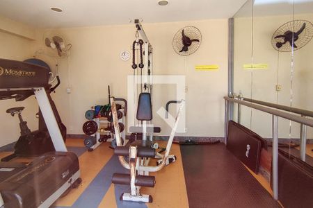 Apartamento à venda com 105m², 2 quartos e 1 vaga Apartamento à venda com 105m², 2 quartos e 1 vagaÁrea comum - Academia