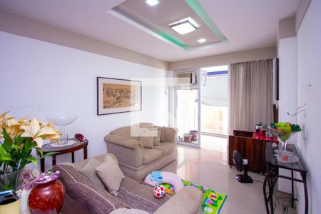 Sala de apartamento à venda com 2 quartos, 105m² em Icaraí, Niterói