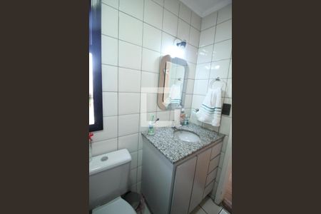 Apartamento à venda com 81m², 3 quartos e 2 vagasBanheiro