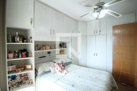 Apartamento à venda com 81m², 3 quartos e 2 vagasQuarto