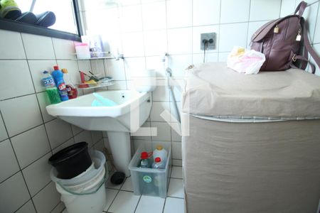 Apartamento à venda com 81m², 3 quartos e 2 vagasÁrea de Serviço