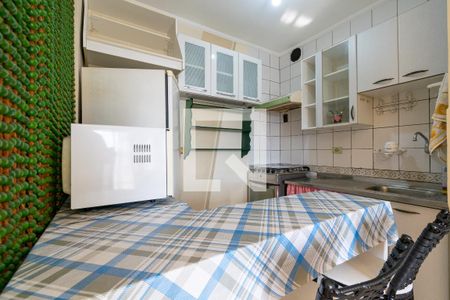 Apartamento à venda com 38m², 1 quarto e 1 vaga Apartamento à venda com 38m², 1 quarto e 1 vagaCozinha