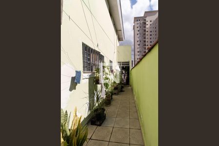 Casa à venda com 150m², 3 quartos e 3 vagas Casa à venda com 150m², 3 quartos e 3 vagasCorredor