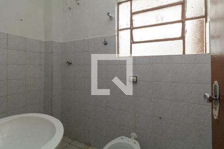 Apartamento para alugar com 70m², 2 quartos e sem vagaBanheiro