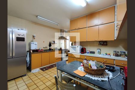 Apartamento à venda com 135m², 4 quartos e 2 vagas Apartamento à venda com 135m², 4 quartos e 2 vagasCozinha