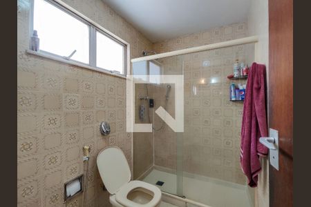 Apartamento à venda com 135m², 4 quartos e 2 vagas Apartamento à venda com 135m², 4 quartos e 2 vagasBanheiro da Suíte