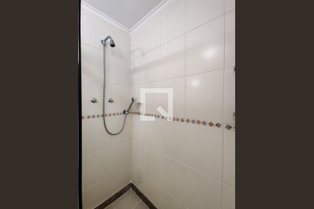 Apartamento à venda com 135m², 4 quartos e 2 vagas Apartamento à venda com 135m², 4 quartos e 2 vagasBanheiro Corredor