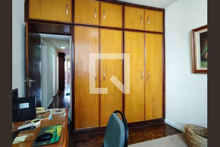 Apartamento à venda com 135m², 4 quartos e 2 vagas Apartamento à venda com 135m², 4 quartos e 2 vagasQuarto 2