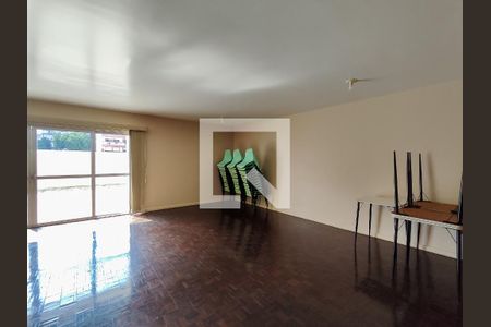 Apartamento à venda com 135m², 4 quartos e 2 vagas Apartamento à venda com 135m², 4 quartos e 2 vagasÁrea comum - Salão de festas