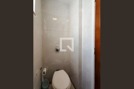 Apartamento à venda com 135m², 4 quartos e 2 vagas Apartamento à venda com 135m², 4 quartos e 2 vagasLavabo