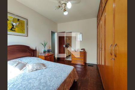 Apartamento à venda com 135m², 4 quartos e 2 vagas Apartamento à venda com 135m², 4 quartos e 2 vagasSuíte