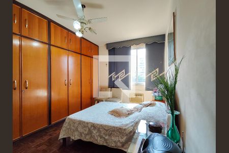 Apartamento à venda com 135m², 4 quartos e 2 vagas Apartamento à venda com 135m², 4 quartos e 2 vagasSuíte