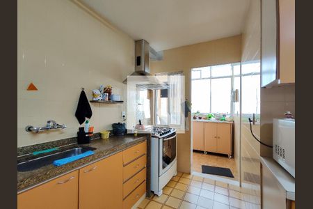 Apartamento à venda com 135m², 4 quartos e 2 vagas Apartamento à venda com 135m², 4 quartos e 2 vagasCozinha