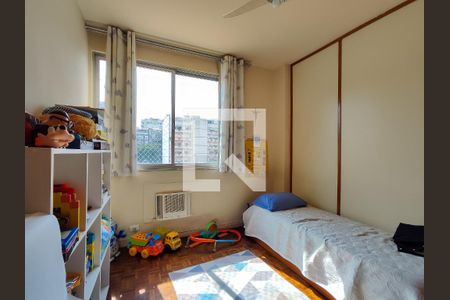 Apartamento à venda com 135m², 4 quartos e 2 vagas Apartamento à venda com 135m², 4 quartos e 2 vagasQuarto 1