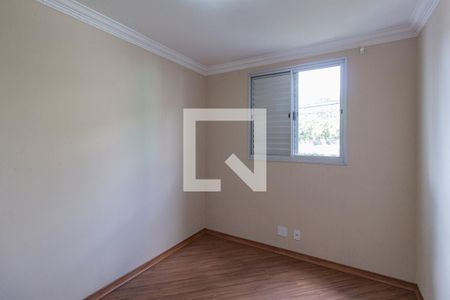 Quarto 1 de apartamento para alugar com 2 quartos, 55m² em Jardim Roberto, Osasco