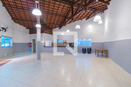 Apartamento para alugar com 55m², 2 quartos e 1 vagaÁrea comum - Salão de festas