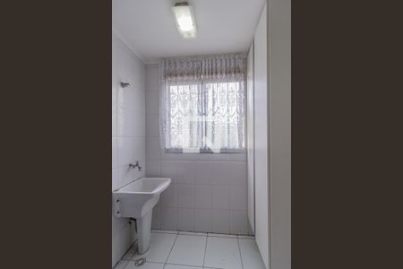Apartamento para alugar com 55m², 2 quartos e 1 vaga Apartamento para alugar com 55m², 2 quartos e 1 vagaCozinha e área de serviço