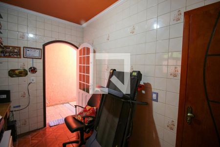 Casa à venda com 240m², 3 quartos e 2 vagas Casa à venda com 240m², 3 quartos e 2 vagasEscritório