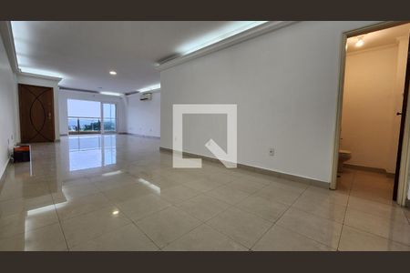 Sala de apartamento para alugar com 5 quartos, 239m² em Gonzaga, Santos