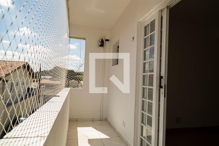 Varanda de casa para alugar com 2 quartos, 60m² em Vila Campestre, São Paulo