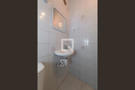 Lavabo de casa para alugar com 3 quartos, 140m² em Vila do Encontro, São Paulo