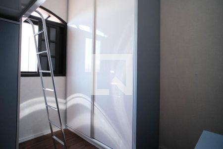 Casa de condomínio à venda com 92m², 3 quartos e 2 vagasQuarto