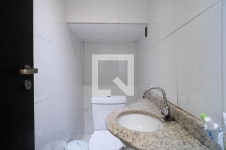 Casa de condomínio à venda com 92m², 3 quartos e 2 vagasBanheiro