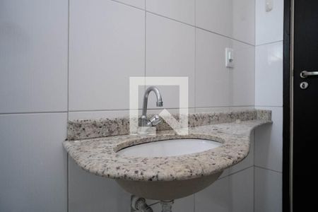 Casa de condomínio à venda com 92m², 3 quartos e 2 vagasBanheiro 2