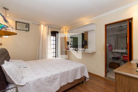 Casa à venda com 400m², 4 quartos e 10 vagas Casa à venda com 400m², 4 quartos e 10 vagasSuíte master