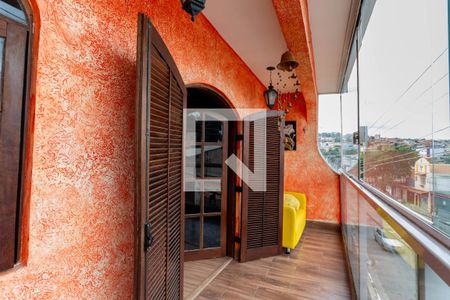 Casa à venda com 400m², 4 quartos e 10 vagas Casa à venda com 400m², 4 quartos e 10 vagasVaranda da suíte 1