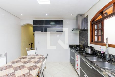 Casa à venda com 400m², 4 quartos e 10 vagas Casa à venda com 400m², 4 quartos e 10 vagasCozinha