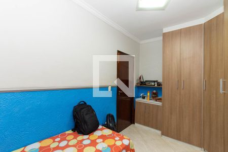 Casa à venda com 400m², 4 quartos e 10 vagas Casa à venda com 400m², 4 quartos e 10 vagasQuarto