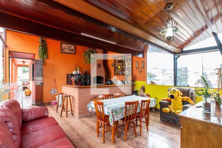 Casa à venda com 400m², 4 quartos e 10 vagas Casa à venda com 400m², 4 quartos e 10 vagasÁrea de lazer