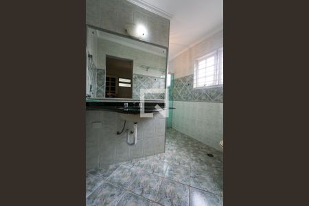 Casa à venda com 350m², 5 quartos e 2 vagas Casa à venda com 350m², 5 quartos e 2 vagasBanheiro da suíte 2