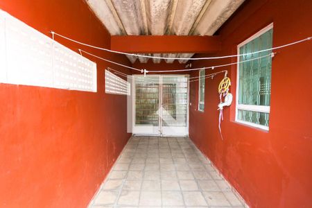 Casa à venda com 350m², 5 quartos e 2 vagas Casa à venda com 350m², 5 quartos e 2 vagasquintal serviço , piscina churrasqueira