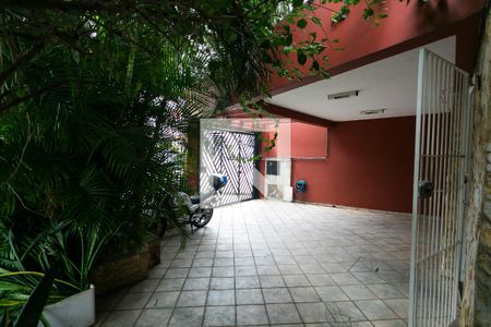 Casa à venda com 350m², 5 quartos e 2 vagas Casa à venda com 350m², 5 quartos e 2 vagasGaragem