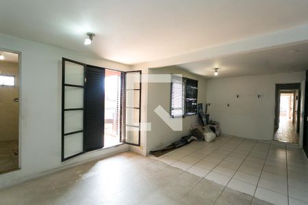 Casa à venda com 350m², 5 quartos e 2 vagas Casa à venda com 350m², 5 quartos e 2 vagassuite reversível 1
