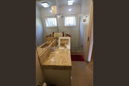 Casa de condomínio à venda com 620m², 3 quartos e 4 vagas Casa de condomínio à venda com 620m², 3 quartos e 4 vagasBanheiro Social